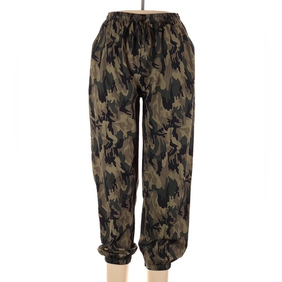 Bailey Blossoms Pants - Women’s Camo Loose Jogger Pants_small